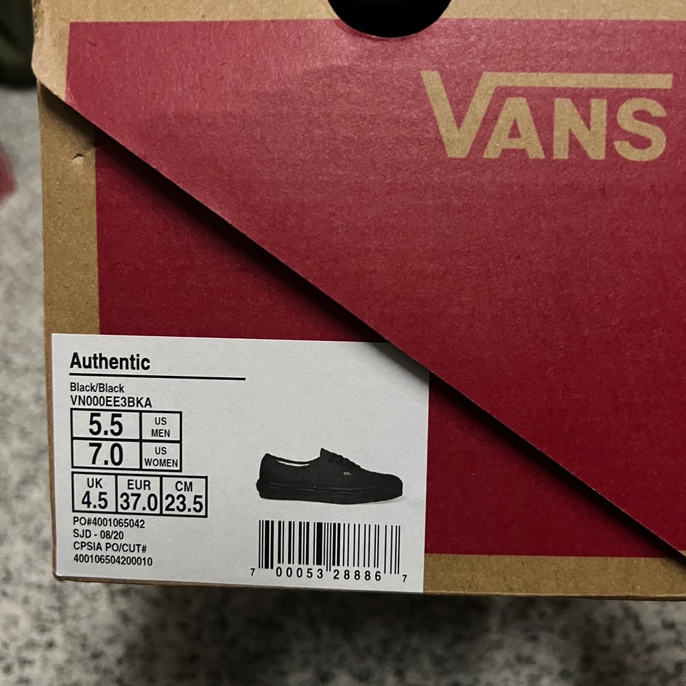 Vans women’s Black lace up Canvas Sneakers - Picture 7 of 7